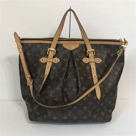 maglioni usati da donna di louis vuitton ebay|Louis Vuitton shoulder bag.